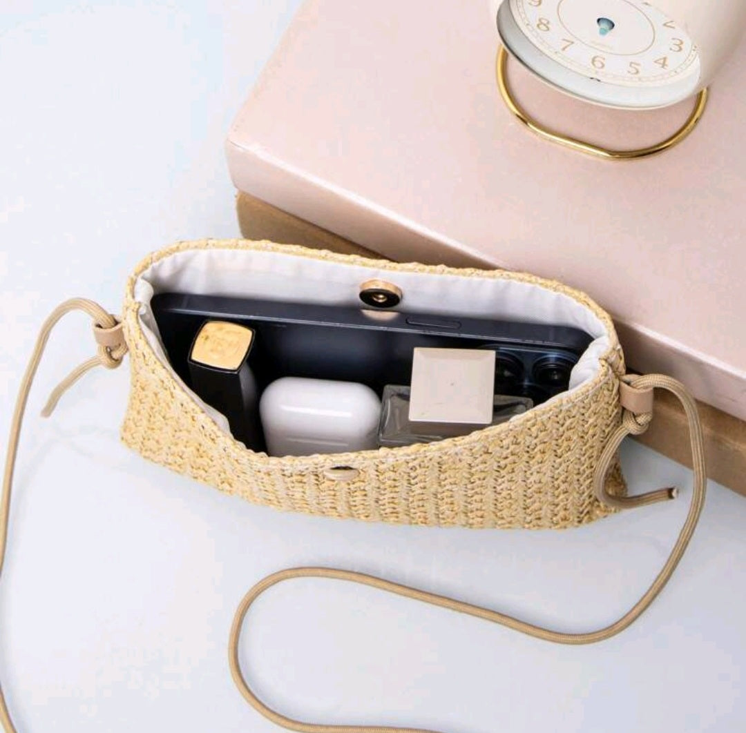 Fashionable Woven Phone Bag